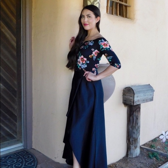 SOLD OUT - Picture 4 of 5